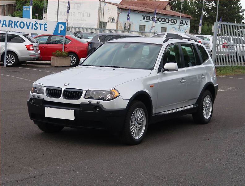 BMW X3 (2006) 2.0d, 4X4, Xenony - fotka 2 z 15