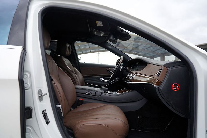 Mercedes-Benz Třídy S S 500 4Matic AMG/Designo/ČR - fotka 31 z 50