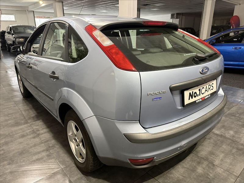 Ford Focus 1,6   i KLIMA STK 02/28 ALU - fotka 4 z 17