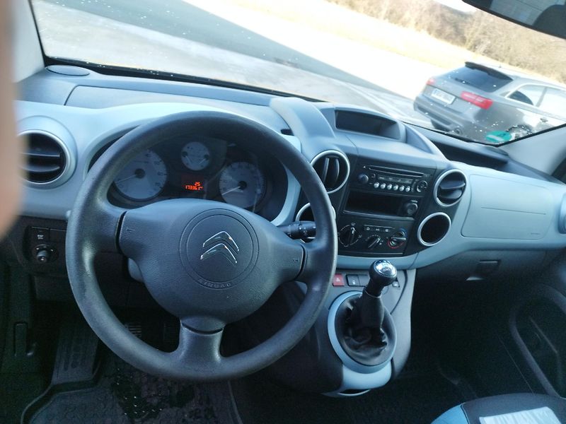 Citroën Berlingo 1.6HDI,volat-608 081 843 - fotka 13 z 19