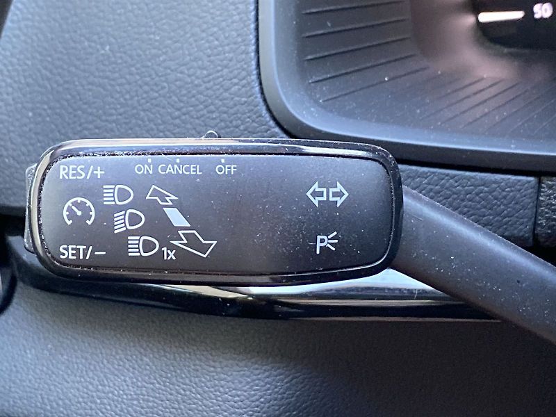 Škoda Karoq (2022) 1.5 TSI DSG Style + - fotka 23 z 31