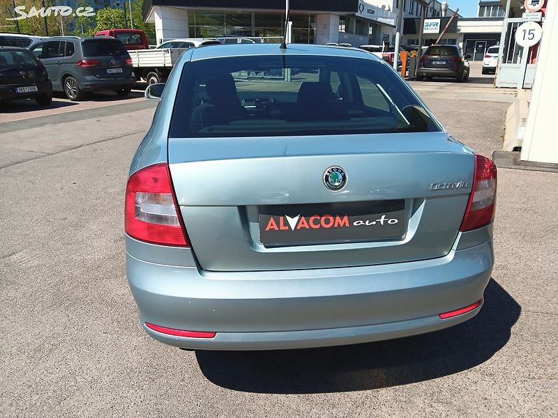 Škoda Octavia 1.6 TDI 77kW - fotka 7 z 28