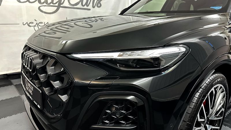 Audi SQ5 STAV NOVÉHO VOZU / ZÁRUKA  - fotka 16 z 44