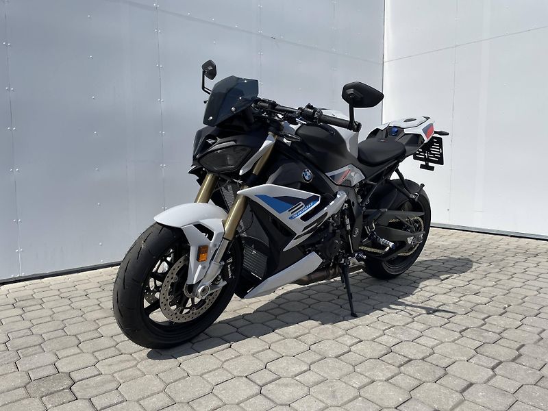 BMW (2026) S 1000 R - fotka 5 z 12