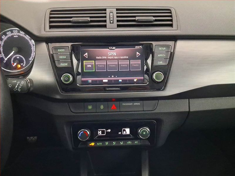 Škoda Fabia (2019) 1.0 TSI, Tempomat - fotka 12 z 18