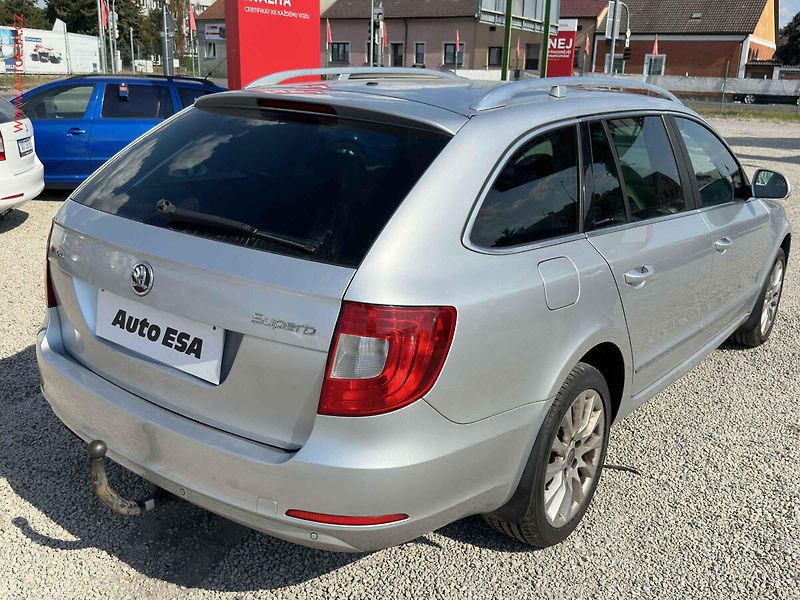 Škoda Superb (2012) 2.0 TDi 4x4, ČR, Bixen - fotka 4 z 22