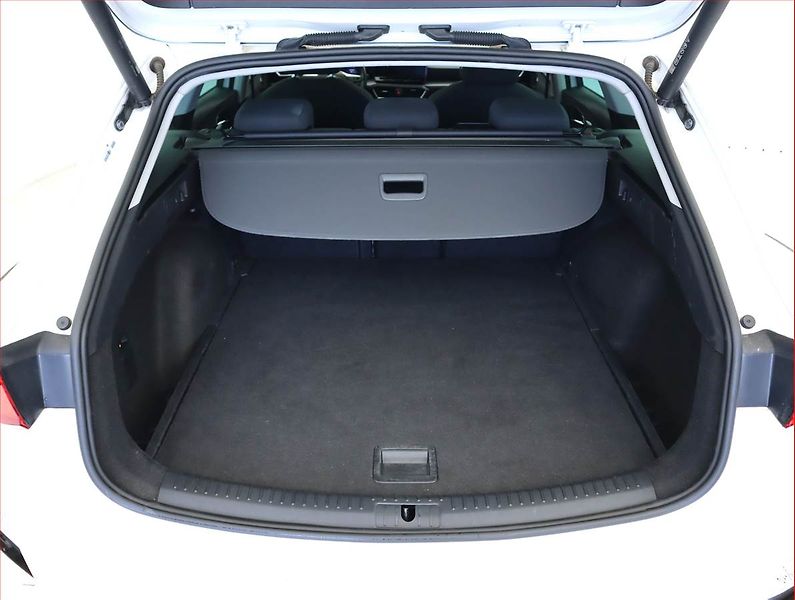 Seat Leon (2022) 2.0 TDI, Automat, Navi - fotka 14 z 27