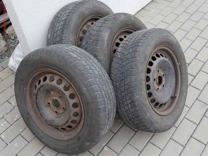 Škoda Octavia (2006) 2.0TDi, AC, park.čidla - fotka 14 z 14