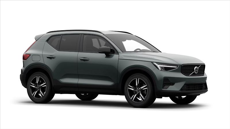 Volvo XC40 (2026) 2,0 B4  Plus - fotka 5 z 9