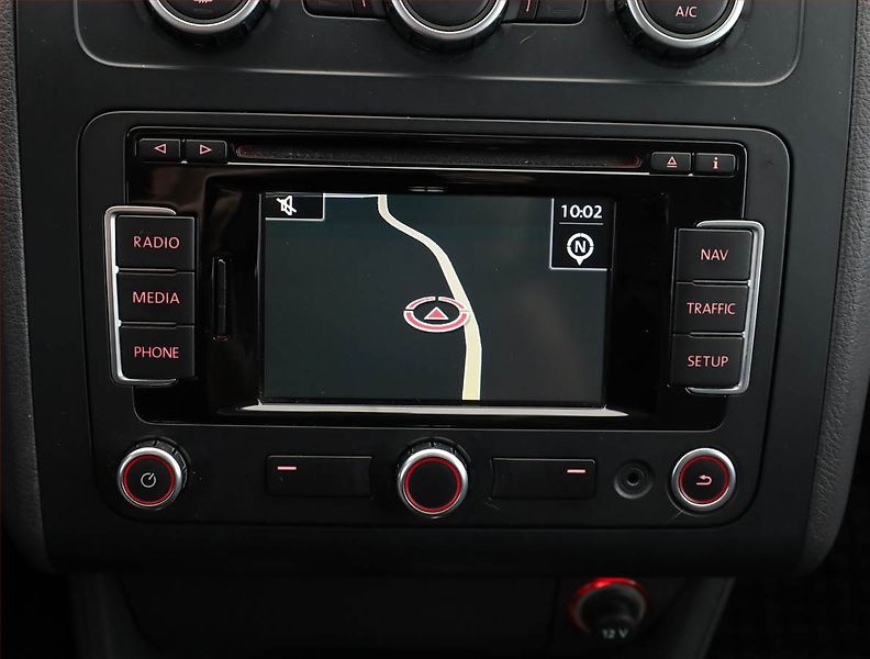 Volkswagen Touran (2012) Highline 1.4 TSI, Automat - fotka 13 z 18