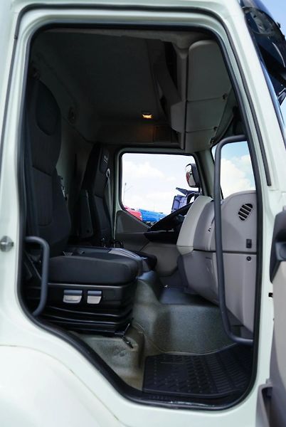 DAF LF (2022) 260 shrnovačka EURO 6 - fotka 8 z 15