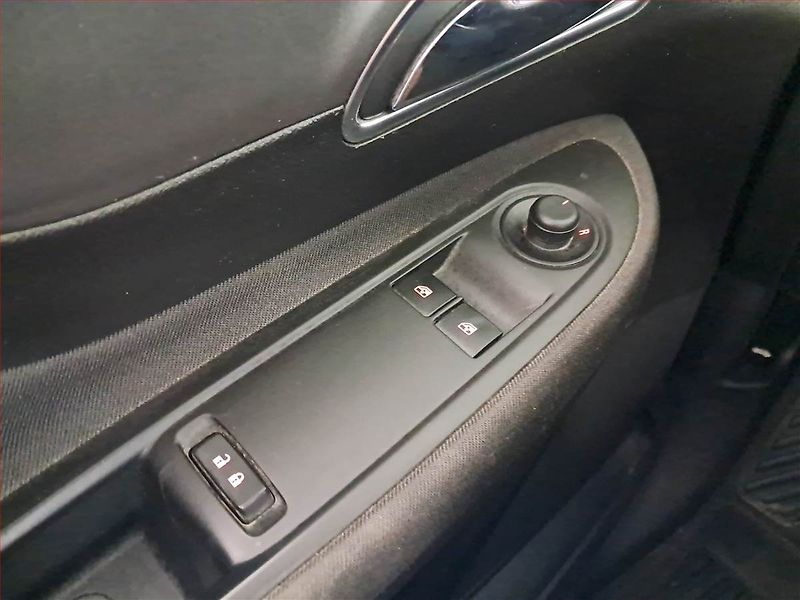 Opel Mokka (2016) 1.6, Tempomat - fotka 16 z 16
