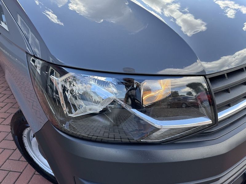 Volkswagen Transporter (2019) 2.0TDi Klima 5Míst Bluetooth - fotka 38 z 49