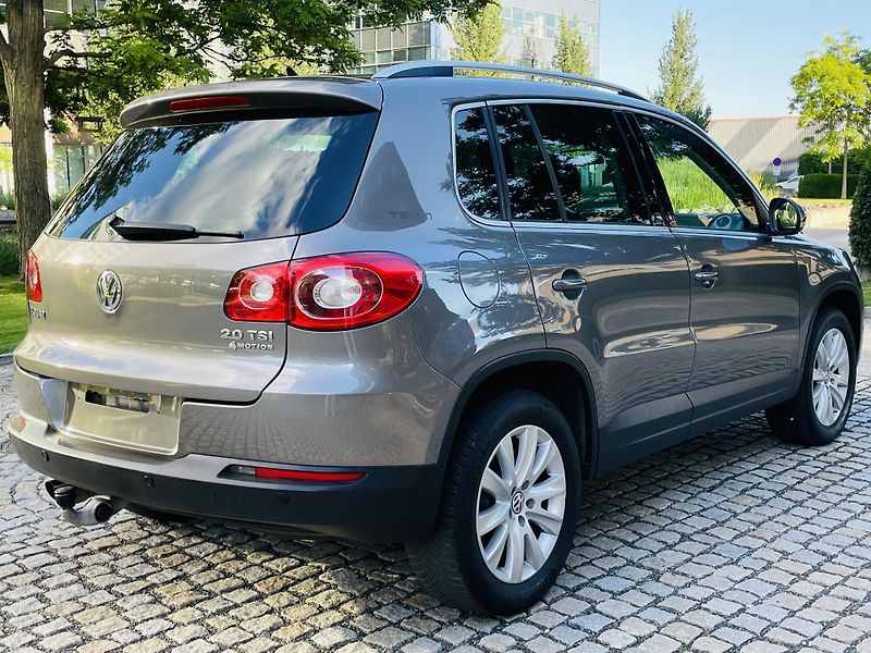 Volkswagen Tiguan 2.0TSI 4x4 AUT SERVISKA VYHŘEV - fotka 14 z 47