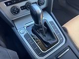 Volkswagen Passat (2015) B8 DSG 2,0 110KW ROZV. BEZ ADB - náhled 32