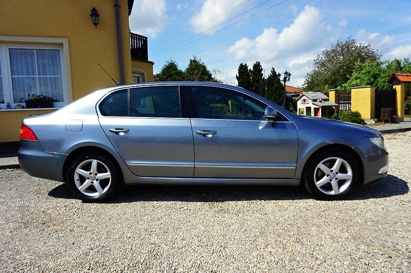 Škoda Superb (2008) ELEGANCE 2,0 TDI 125 kW - fotka 3 z 45