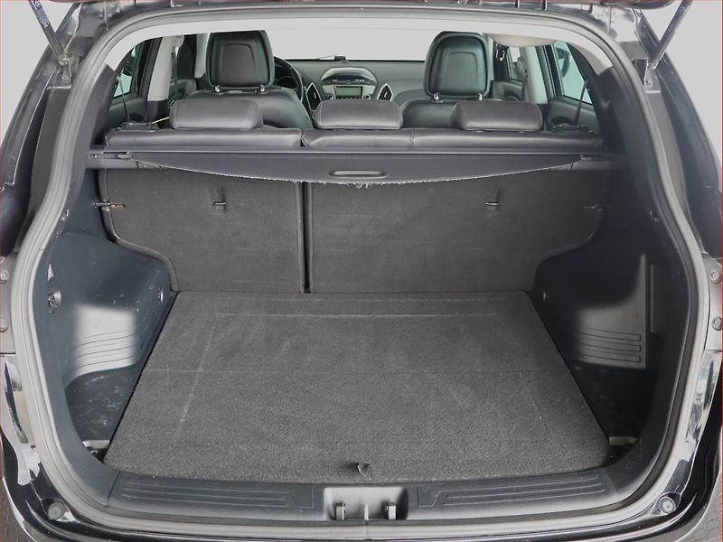 Hyundai ix35 (2013) 2.0 CRDi, 4X4, Tempomat - fotka 13 z 22