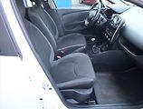 Renault Clio (2017) 1.2 16V, Tempomat - náhled 9