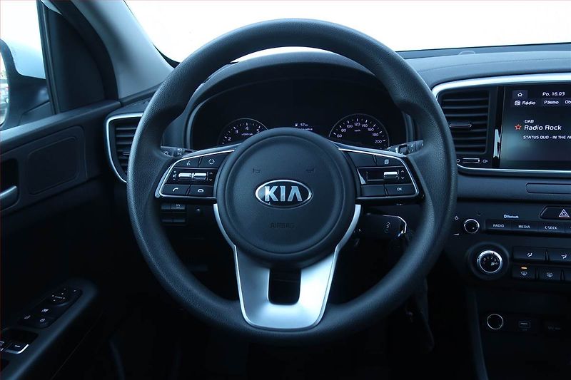 Kia Sportage (2021) 1.6 T-GDI, 4X4, Serv.kniha - fotka 16 z 20