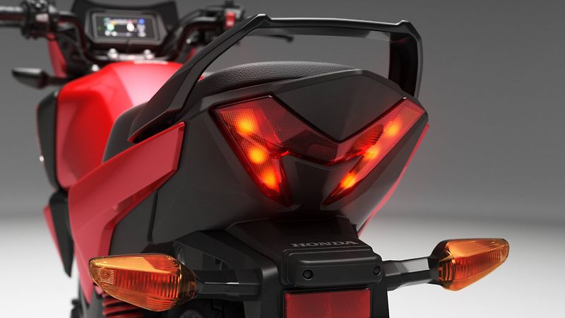 Honda CB 125 F (2026) - fotka 6 z 8
