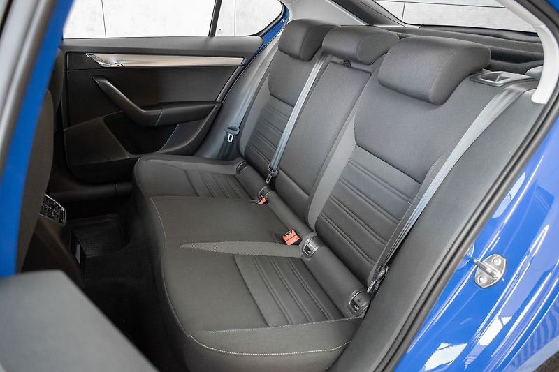 Škoda Octavia 1.5 TSI AMBITION*SmartLink*ČR* - fotka 13 z 34