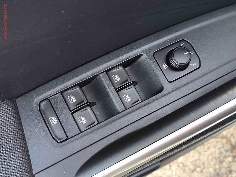 Škoda Fabia (2023) 1.0 TSi, 1.maj,ČR, Style - fotka 21 z 24
