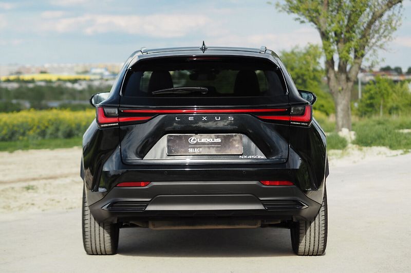 Lexus NX 450h plus 450H+ 2,5 PHEV PRESTIGE - fotka 22 z 25