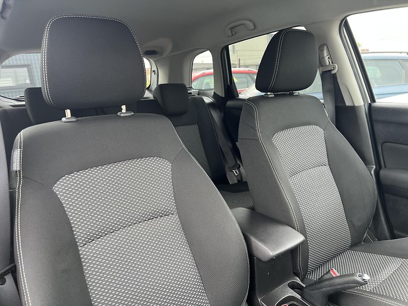 Suzuki Vitara 1.6DDiS 4x4 KLIMA KAMERA ALU - fotka 32 z 42