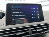 Peugeot 3008 (2021) 1.2PT 96kW! Full LED! Kamera! - náhled 31
