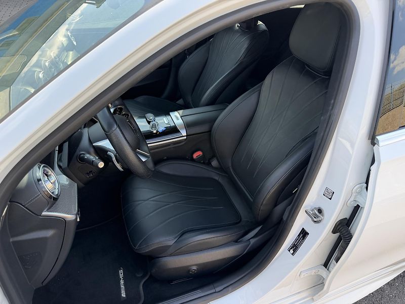 Mercedes-Benz Třídy C C 300D 195kW Kombi AMG LINE  - fotka 15 z 22