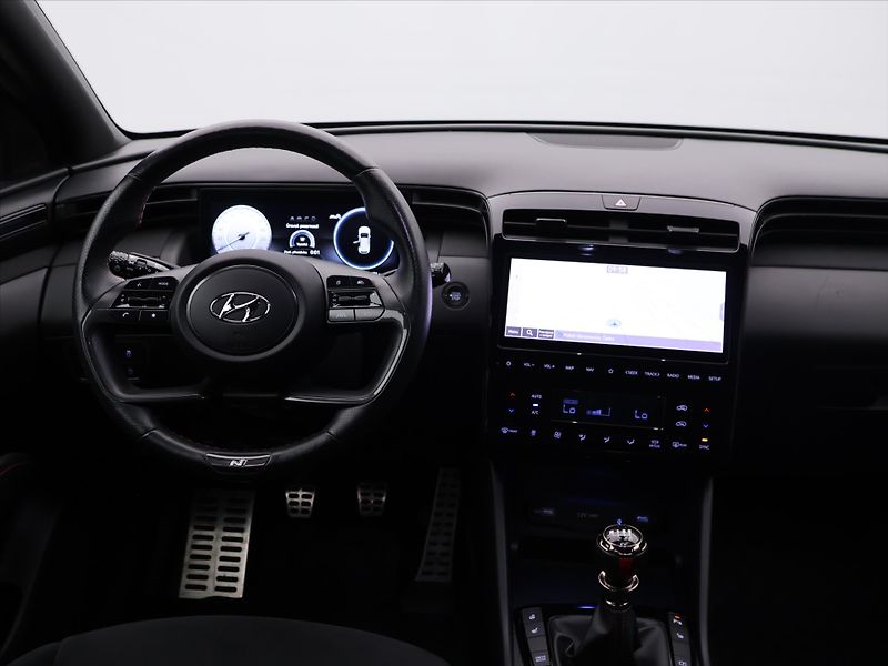 Hyundai Tucson 1,6 T-GDI 4x4 N-Line 1.Maj DPH - fotka 20 z 27