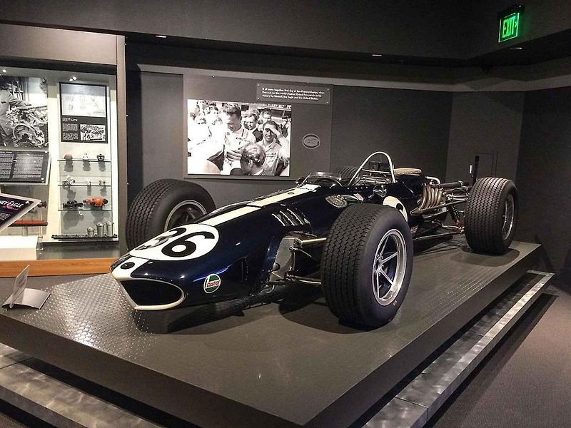 Dan Gurney si za svou závodní kariéru připsal celou řadu prvenství.