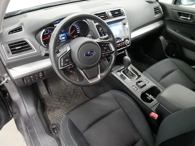 Subaru Outback - fotka 5 z 6
