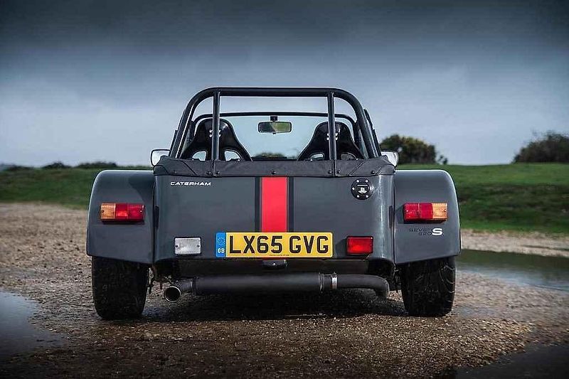 Caterham Seven 620S.