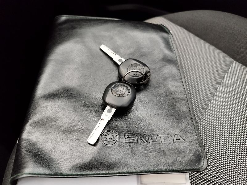 Škoda Roomster (2012) 1,2TSi 63KW klima serviska - fotka 25 z 26