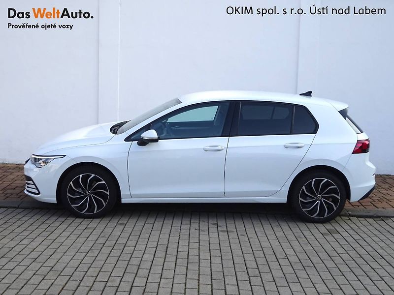 Volkswagen Golf (2023) 1,5TSi/ 96kW Life - fotka 3 z 29