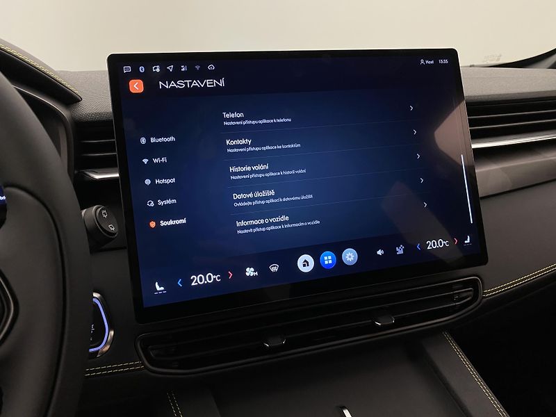Lynk & Co 01 (2025) CORE PHEV AUT CZ 1.maj - fotka 95 z 96