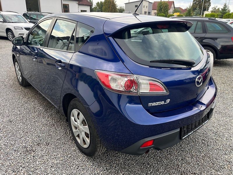 Mazda 3 (2011) 1.6 i Velmi pěkná - fotka 4 z 20