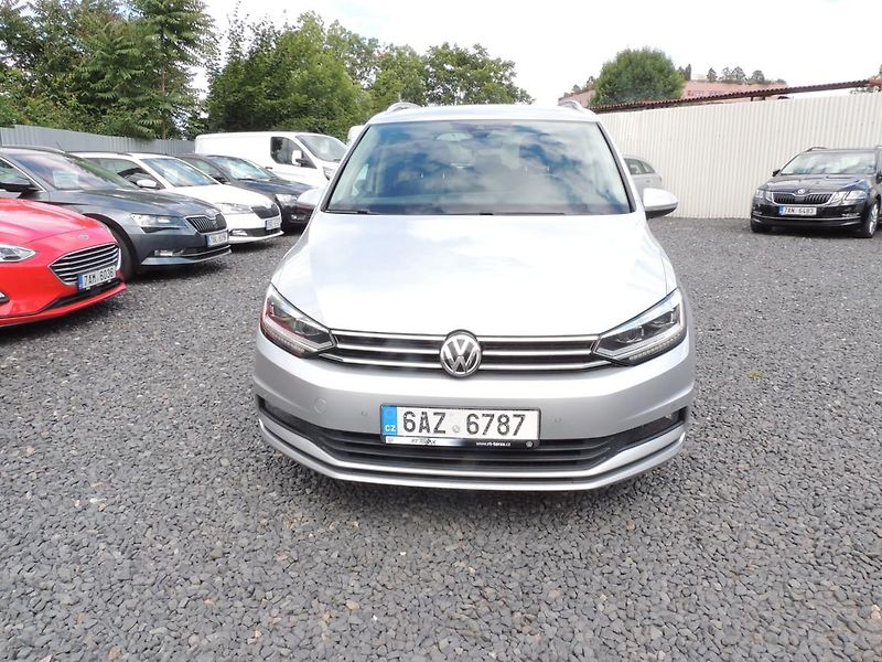 Volkswagen Touran (2018) 1.4TSi,110kw,7míst,Top výbava, - fotka 2 z 55