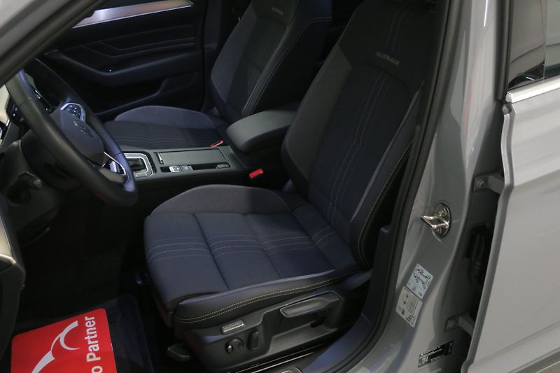 Volkswagen Passat (2023) Alltrack 2.0 TDI 147kW 4M DSG - fotka 10 z 50