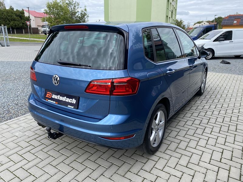 Volkswagen Golf Sportsvan 1.4 TSI 92kW- ALU - PDC -TAŽNÉ - fotka 5 z 46