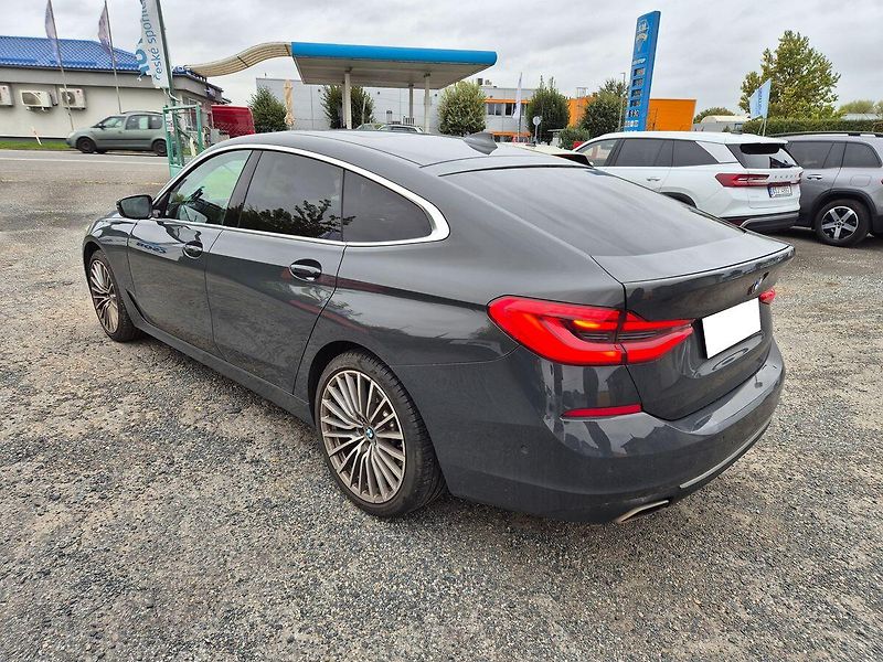 BMW Řada 6 d xDrive GT Individual - fotka 7 z 40