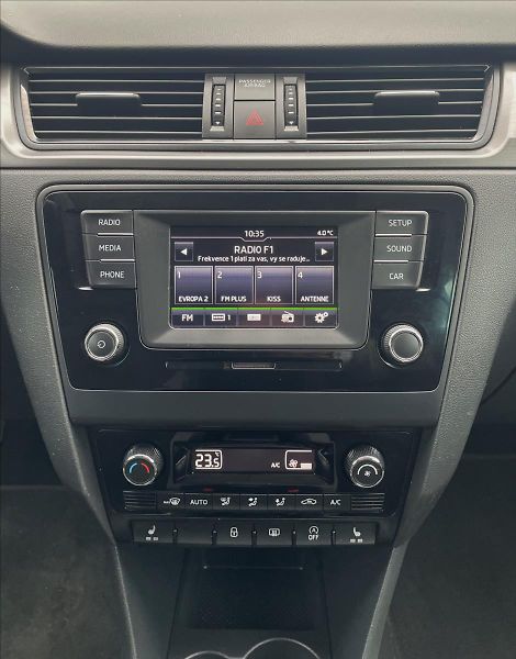 Škoda Rapid 1,6 tdi JOY 85kw led,xenon ,TZ - fotka 15 z 23