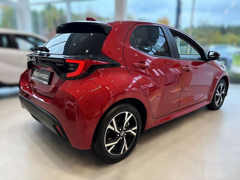 Toyota Yaris (2025) Style   NG MC24  1.5L HEV116 - fotka 7 z 10