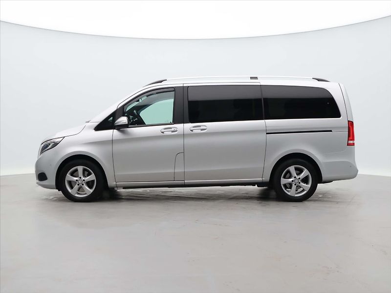 Mercedes-Benz Třídy V 2,1 220d 120kW Bluetec 8-míst - fotka 4 z 35