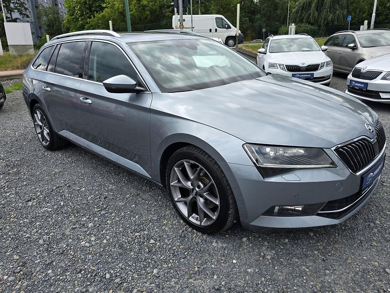 Škoda Superb 140KW DSG WEBASTO PANORAMA  - fotka 7 z 35