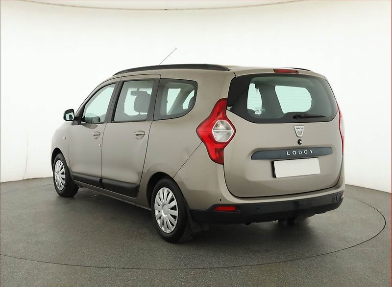 Dacia Lodgy (2013) 1.6 8V, Park. senzory - fotka 4 z 7