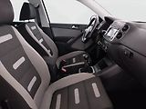 Volkswagen Tiguan (2009) 2.0 TSI, 4X4, Xenony - náhled 9