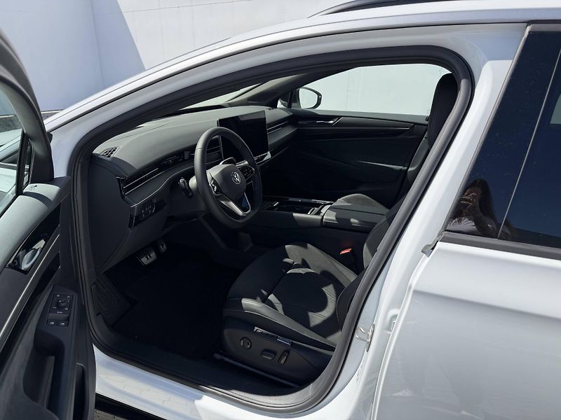 Volkswagen ID.7 Tourer (2026) Pro People 77kWh - fotka 5 z 8