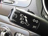 Volkswagen Golf (2009) 2.0 TDi, AC, výhřev sed - náhled 12